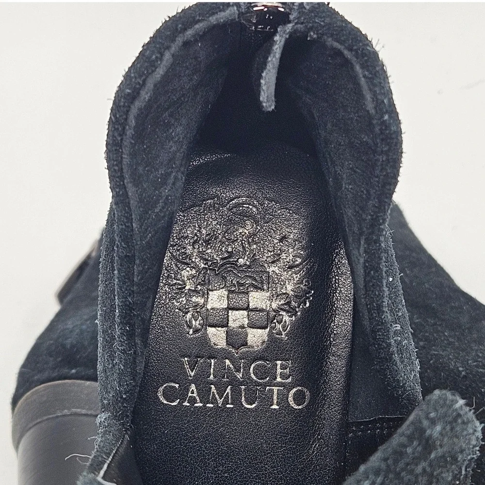 Vince Camuto Bibestie Black Suede Cutout Ankle Boots Block Heel Rear Zip Size 8M